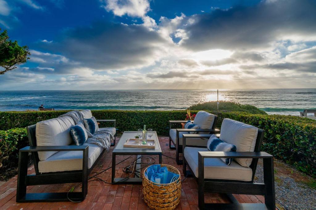 Oceanfront Townhome With Breathtaking Views Holiday home