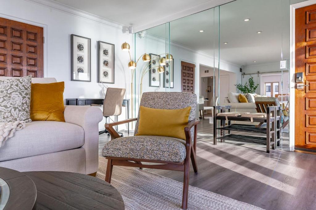 Holiday home Oceanfront Townhome With Breathtaking Views *