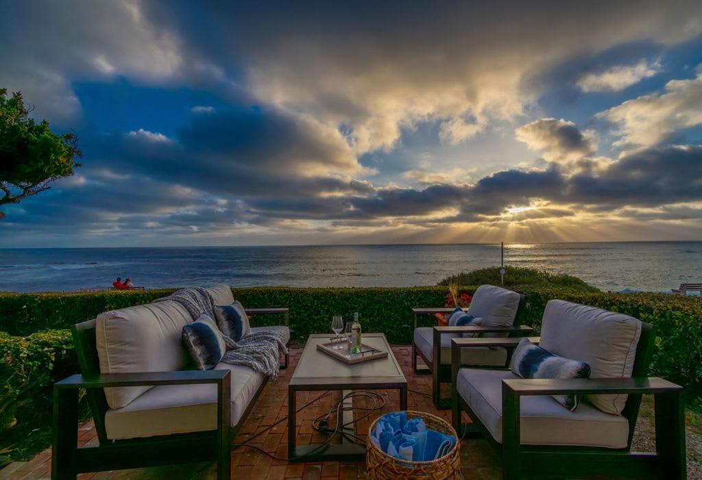 Oceanfront Townhome With Breathtaking Views *