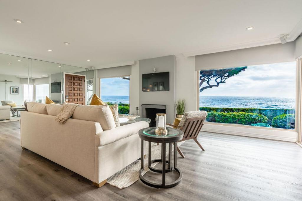 Oceanfront Townhome With Breathtaking Views